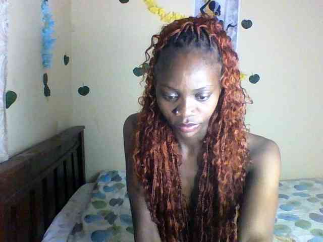 Luna-Noir webcam