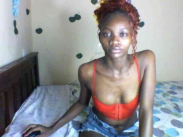 Luna-Noir webcam