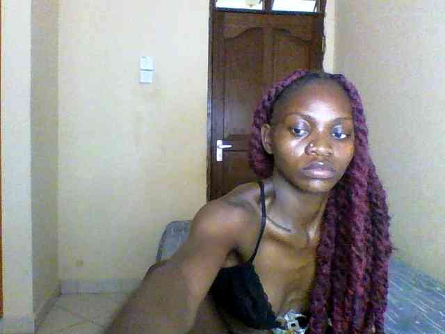 Luna-Noir webcam