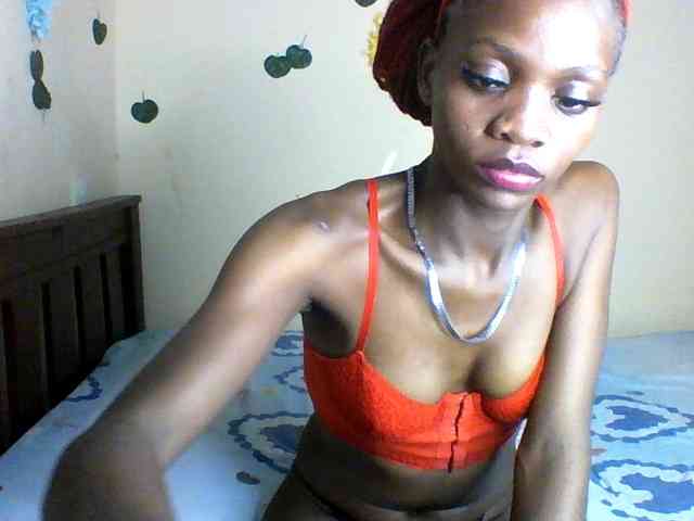 Luna-Noir webcam