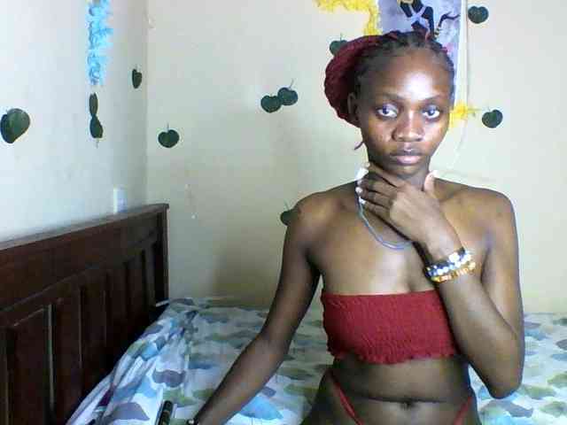 Luna-Noir webcam