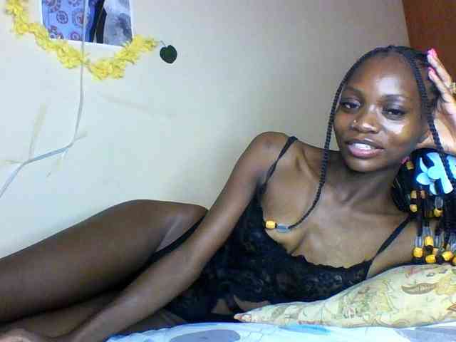 Luna-Noir webcam
