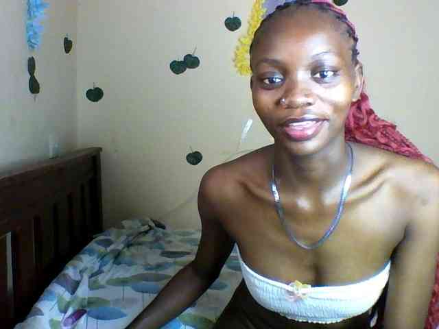 Luna-Noir webcam