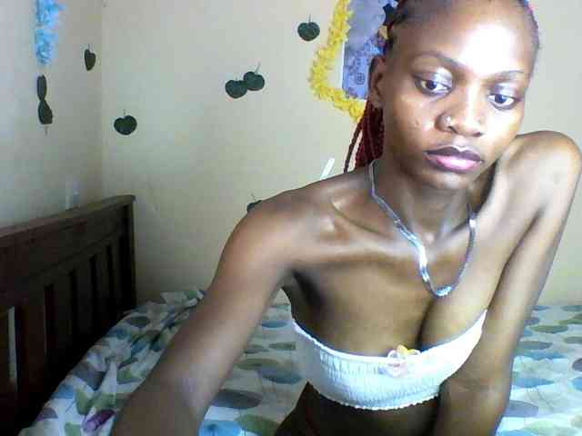 Luna-Noir webcam