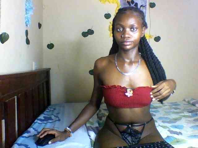 Luna-Noir webcam