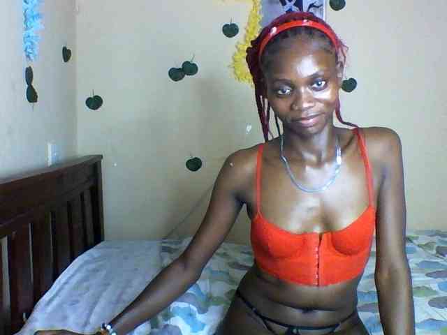 Luna-Noir webcam