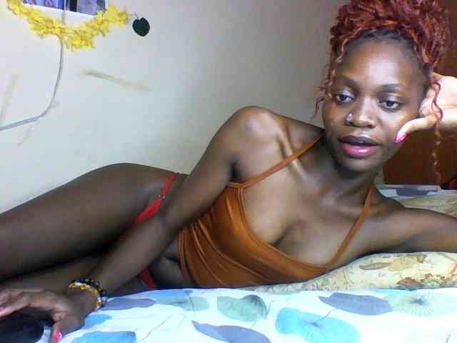 Luna-Noir webcam