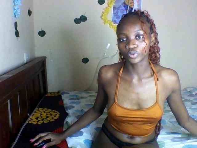 Luna-Noir webcam