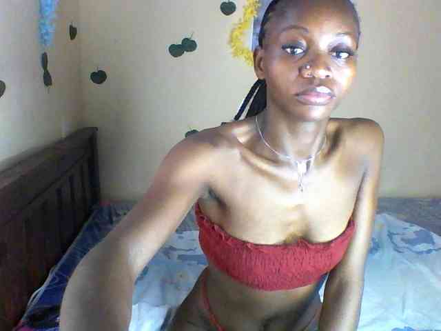 Luna-Noir webcam