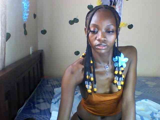 Luna-Noir webcam