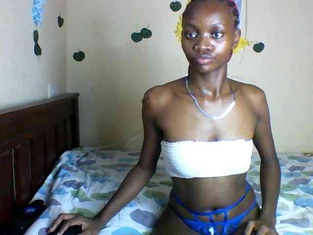 Luna-Noir webcam