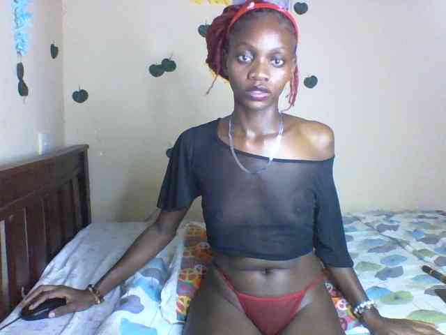 Luna-Noir webcam