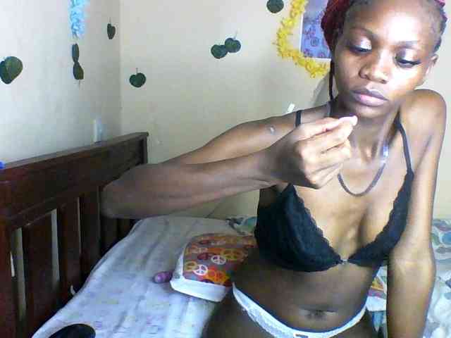 Luna-Noir webcam