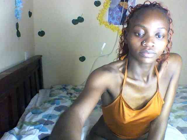 Luna-Noir webcam