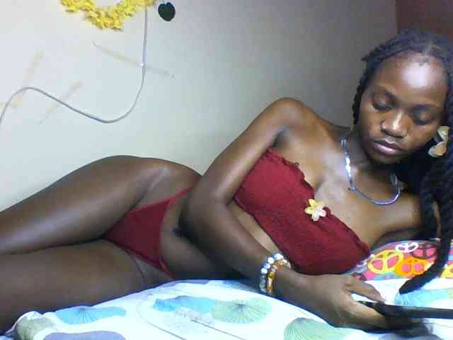 Luna-Noir webcam