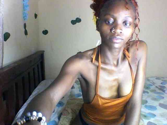 Luna-Noir webcam