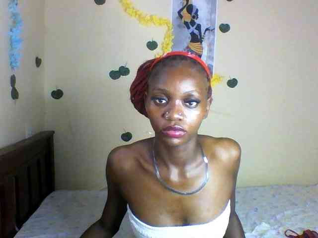 Luna-Noir webcam
