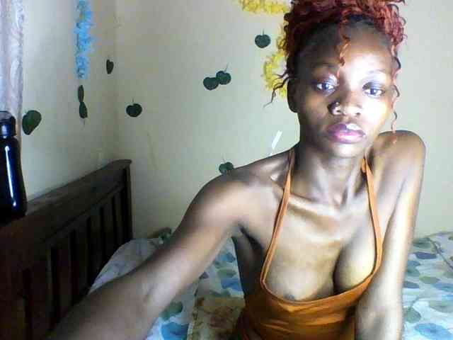 Luna-Noir webcam