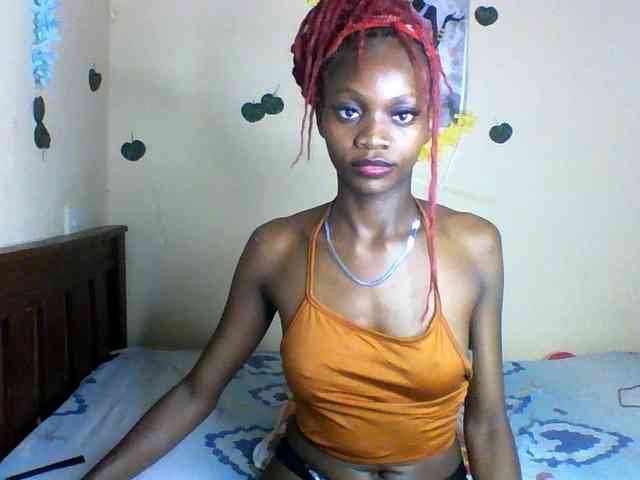 Luna-Noir webcam