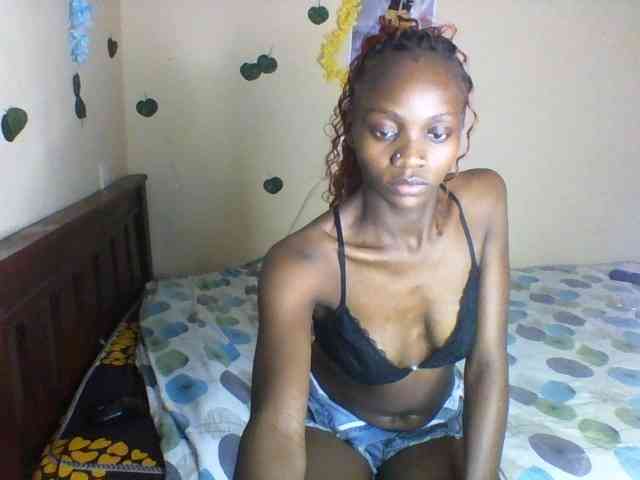 Luna-Noir webcam