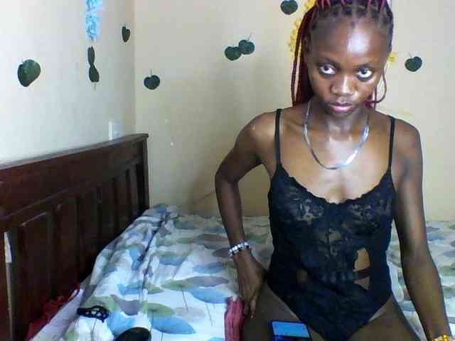 Luna-Noir webcam