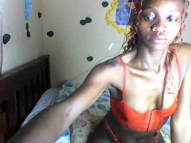 Luna-Noir webcam