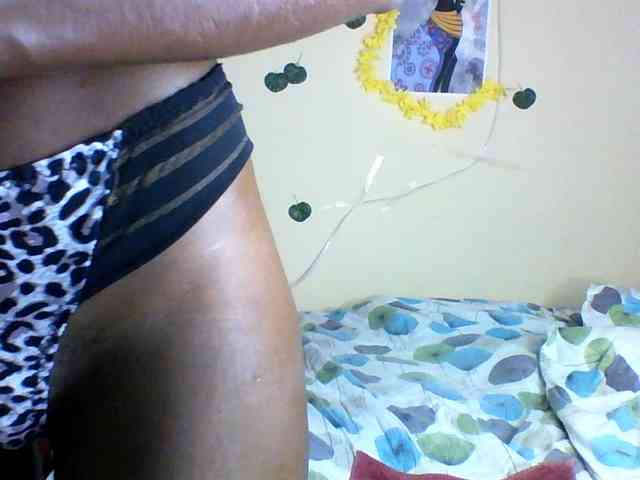 Luna-Noir webcam