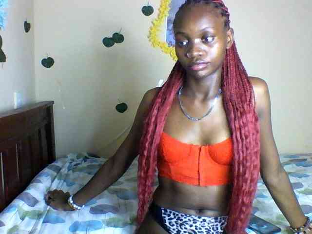 Luna-Noir webcam