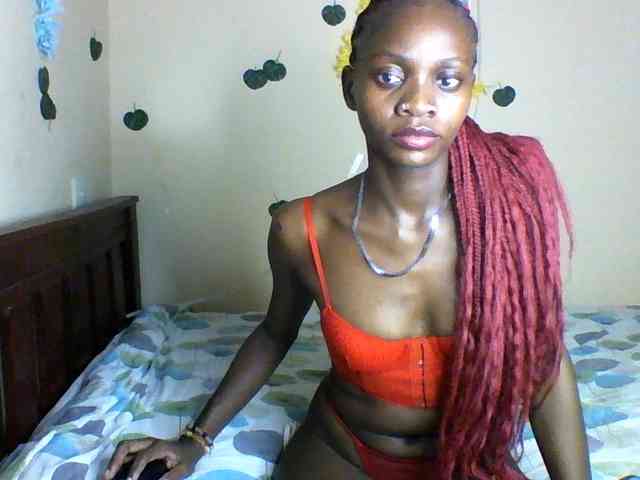 Luna-Noir webcam