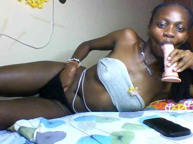Luna-Noir webcam