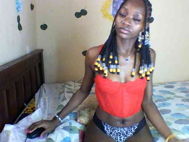 Luna-Noir webcam