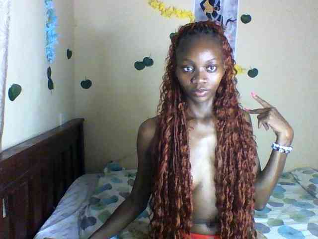 Luna-Noir webcam