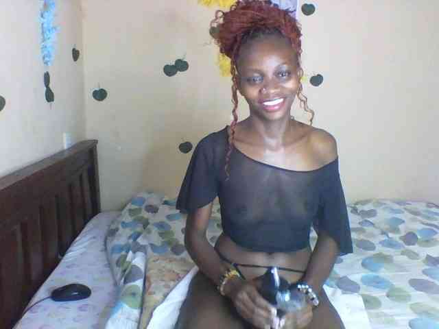Luna-Noir webcam