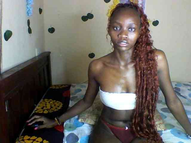 Luna-Noir webcam