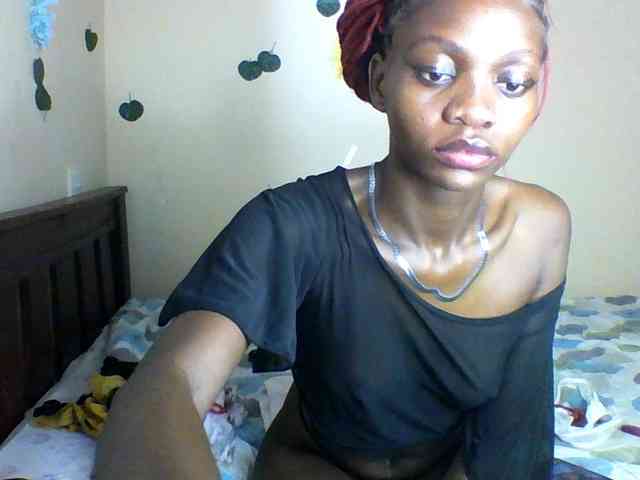Luna-Noir webcam