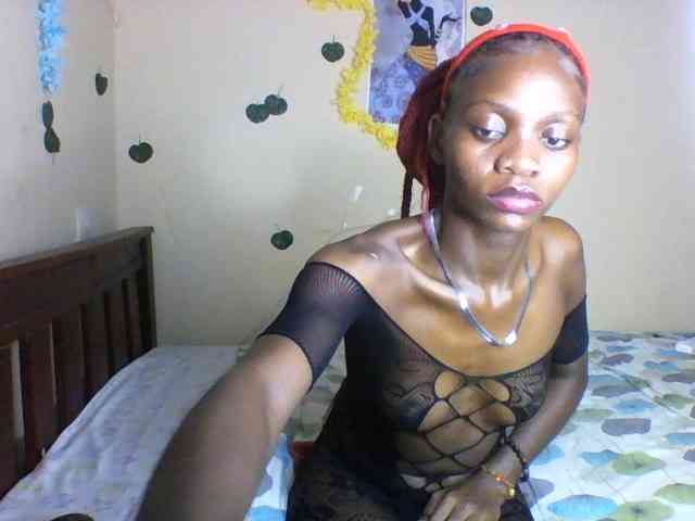 Luna-Noir webcam