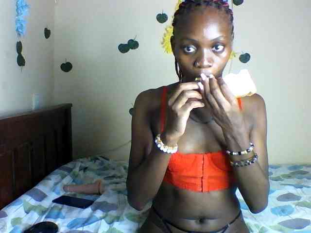 Luna-Noir webcam