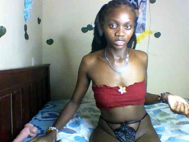 Luna-Noir webcam
