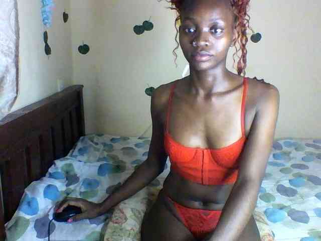 Luna-Noir webcam