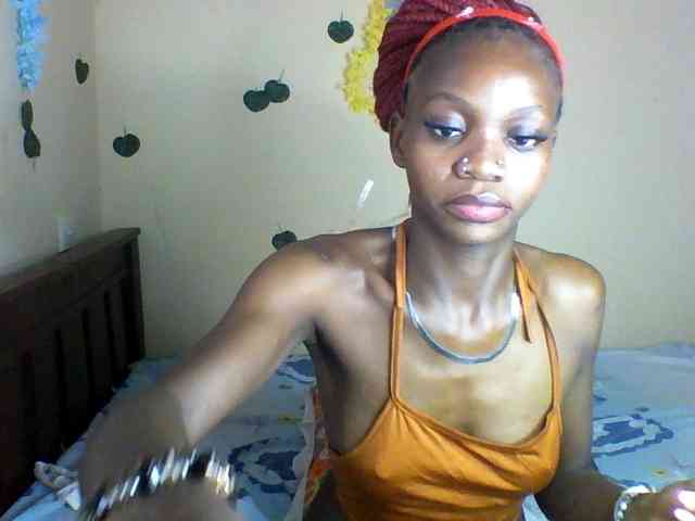 Luna-Noir webcam