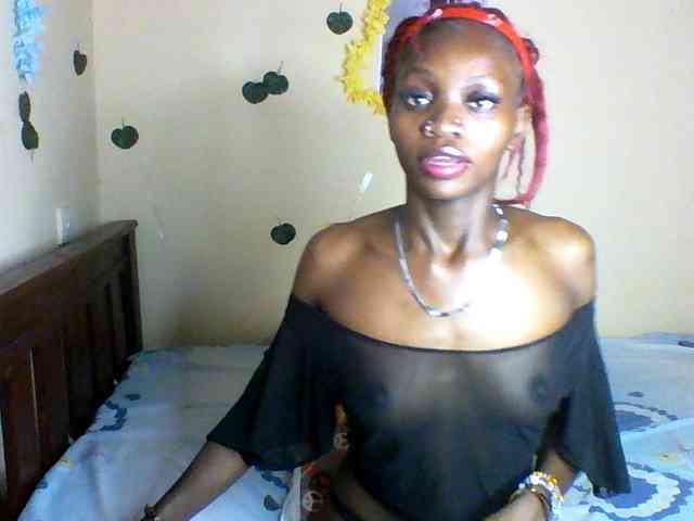 Luna-Noir webcam