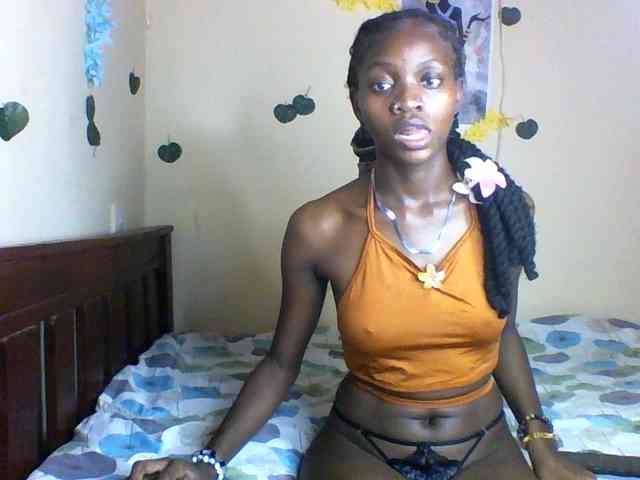 Luna-Noir webcam