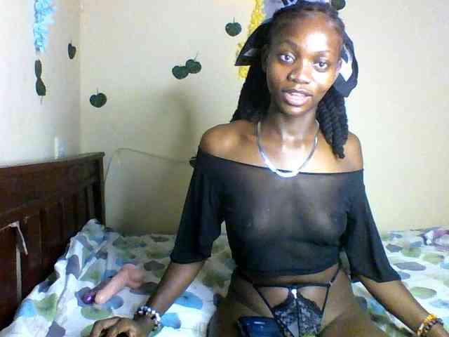 Luna-Noir webcam