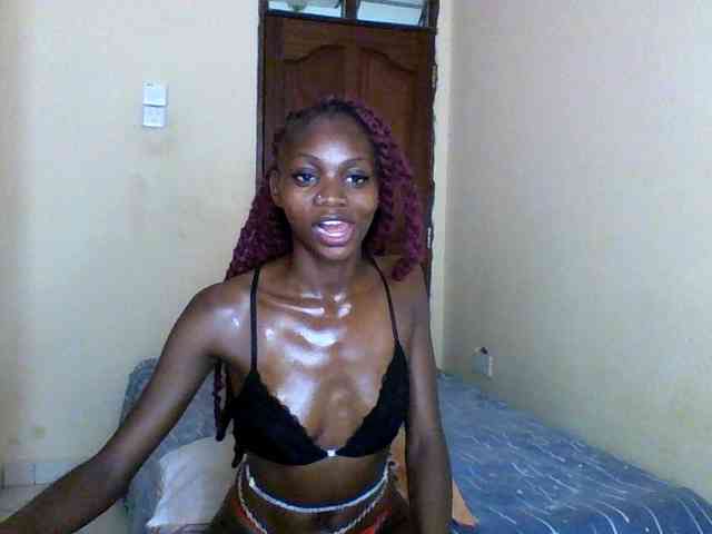 Luna-Noir webcam