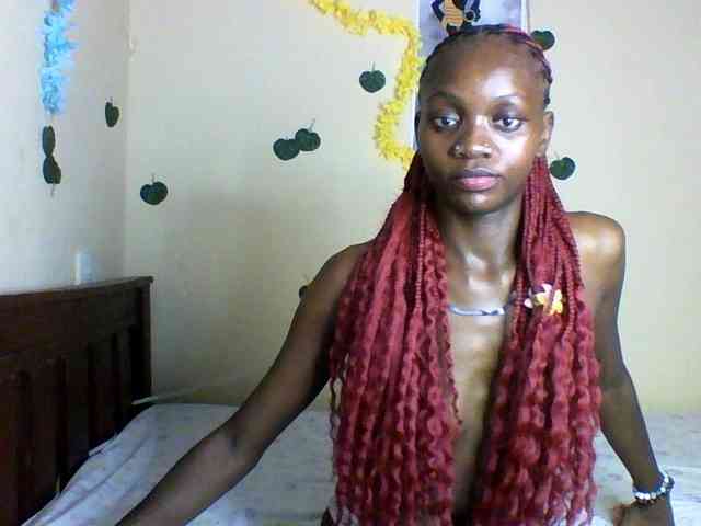 Luna-Noir webcam