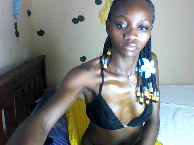 Luna-Noir webcam