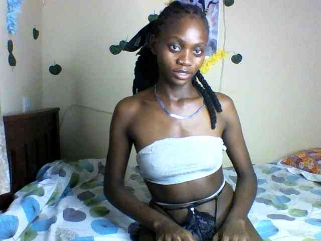 Luna-Noir webcam