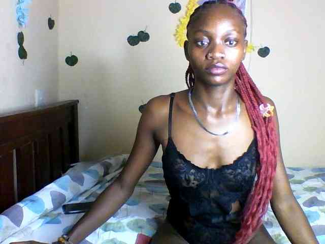 Luna-Noir webcam