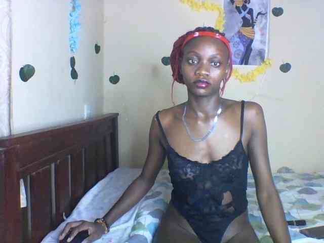 Luna-Noir webcam