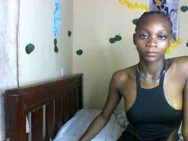 Luna-Noir webcam